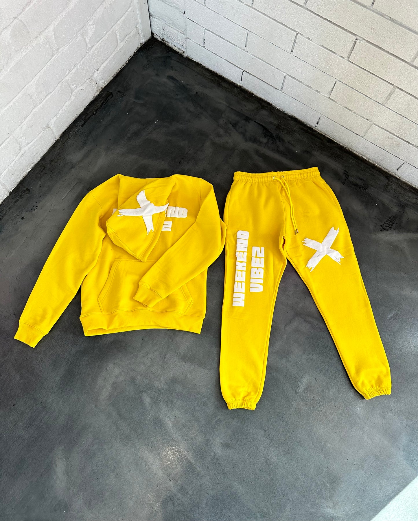 Unisex sweatsuit